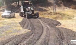 Pozantı Belediyesi’nden Yenikonacık Mahallesi’ne Yol Yenileme Çalışması