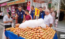 Seyhan'dan Kaldırım İşgallerine Karşı Denetim: Esnafa Hem Uyarı Hem Teşekkür