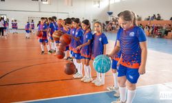 Seyhan Belediyesinden Binlerce Çocuğa Spor Yapma İmkanı