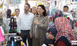 AK Parti Adana Milletvekili Sunay Karamık Feke Esnafıyla Buluştu