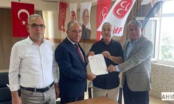 MHP Yumurtalık’ta Bayrak Aydın Kütükoğlu’nda