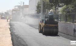 Yüreğir Belediyesi’nden Güzelevler Mahallesi’nde Asfalt Çalışması