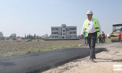 Ali Demirçalı Akdeniz Mahallesi’nde Asfalt Çalışmalarını İnceledi