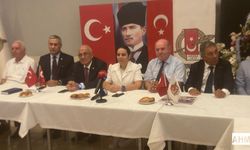 İYİ Parti Heyeti Çukurova Gazeteciler Cemiyetinde