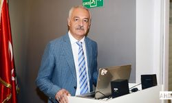 Diş Hekimlerine ‘Diş Eti Hastalıkları ve Probiyotiklerin Rolü’ Anlatıldı