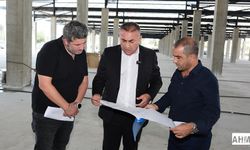 Büyükşehir Belediyesi’nden Şehit Erkut Akbay Mahallesi’ne Modern Semt Pazarı