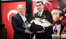 Yüreğir’den CHP İl Başkanlığı’na Ziyaret