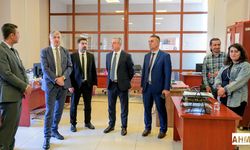 Atilla Bayazıt Sarıçam İlçe Müdürlüğü’nü Ziyaret Etti