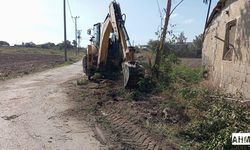 Karataş’ta Temizlik Seferberliği Devam Ediyor