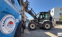 Karataş Belediyesi’nden Kemaliye Mahallesi’nde Temizlik Çalışması