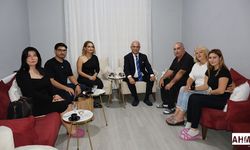 MHP Adana “Hayırlı Günler Komşum” ile Gönül Kapılarını Aralıyor