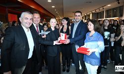 Başkan Emrah Kozay “Sanat Eğitimle Buluşuyor” Sergisinin Açılışına Katıldı