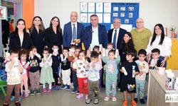 Boğa "Süt Dişleri Korunursa Alttaki Diş Sağlıklı Olur"