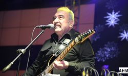 Ümit Besen'den Memleketi Osmaniye'de Konser