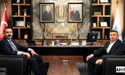 Kaymakam Bozoğlan’dan Karaisalı Belediyesine İadeyi Ziyaret