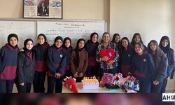 Duygu Hocanın En Duygusal Öğretmenler Günü!