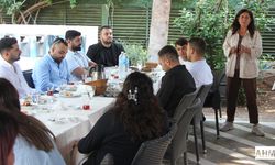 CHP'de Kadınlar, Gençlerle Bir  Arada