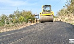 Karataş'ta Asfalt Çalışmaları Hız Kesmiyor