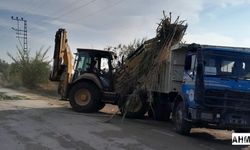 Karataş Belediyesi’nden Çakırören Mahallesi’nde Kapsamlı Temizlik