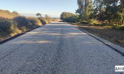 Karataş Belediyesi’nden Herekli Mahallesi’ne Yeni Sathi Kaplama Yol