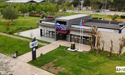 Yüreğir Millet Bahçesi’ne Kitap Kafe Açıldı