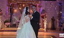 Büyük "Aşk" Evlilikle Noktalandı