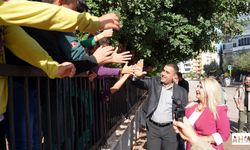 Çukurova Belediye Başkanı Emrah Kozay, Toros Mahallesi'nde Halkla Buluştu