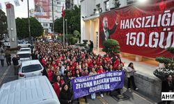 Büyükşehir’in Kadın Çalışanlarından "Zeydan Karalar’a Özgürlük" Mitingi