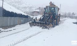 Pozantı Belediyesi’nden Kırsal Mahallelerde Karla Mücadele Seferberliği