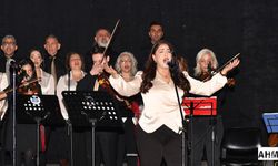 "Mucize" Müzik Topluluğu Büyüledi!