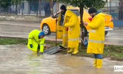 Cemal Akın "Temizlik Süpürgesi ile Kanalizasyon Açıyorlar"