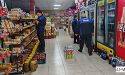 Pozantı Belediyesi Zabıtasından Marketlere Sıkı Denetim