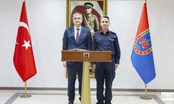 Vali Mustafa Yavuz, İl Jandarma Komutanlığını Ziyaret Etti