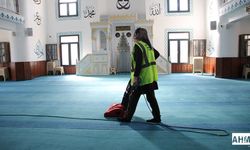 Yüreğir'den İbadethanelere Bayram Temizliği