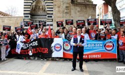 Şehit Öğretmen Ve Öğrenciler İçin Eller Semaya Yükseldi