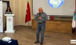 Karataş’ta “Karataş Tarihi” Söyleşisine Yoğun İlgi