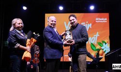 Mikail Aslan Konseriyle Yüreğir'de Unutulmaz Konser