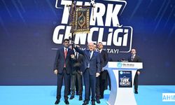 Türk Gençliği Büyük KURULTAYI'na Adana Çıkarması