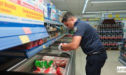 Ceyhan Belediyesi’nden Zincir Marketlere Denetim