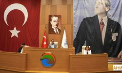 Çukurova Belediye Meclisinde CHP Tartışması: Siyasi Gerginlik Gündeme Damga Vurdu