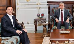 Vali Mustafa Yavuz'dan Dr. Gündoğdu'ya Teşekkür