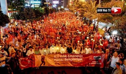 Adana'da Görkemli "Zafer Bayramı" Kutlaması