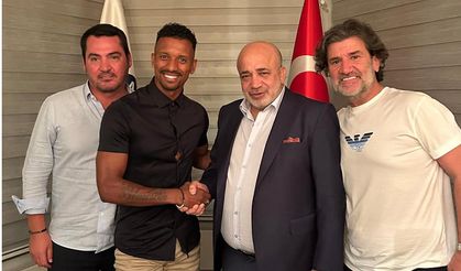 Yıldız Futbolcu Luis Nani Adana Demirspor'da