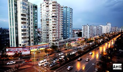 Adana'da Nüfus Krizi! Kent Nüfusu İlk Kez Geriledi