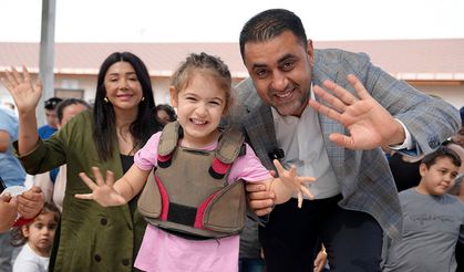 Emrah Kozay'dan Özel Çocuklara ve Annelerine Anlamlı Etkinlik!
