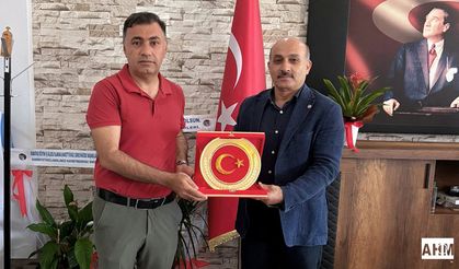 Eğitim-Bir-Sen Adana Şubesi'nden Karataş İlçe Milli Eğitim Müdürü'ne Ziyaret