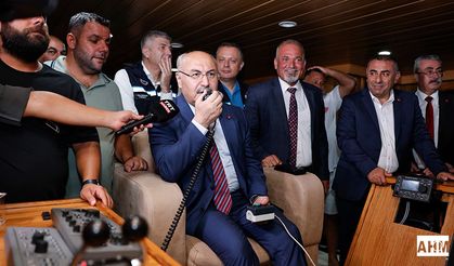 Yavuz Selim Köşger, Karataş’ta Su Ürünleri Av Sezonu Açılışına Katıldı