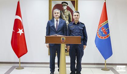 Vali Mustafa Yavuz, İl Jandarma Komutanlığını Ziyaret Etti