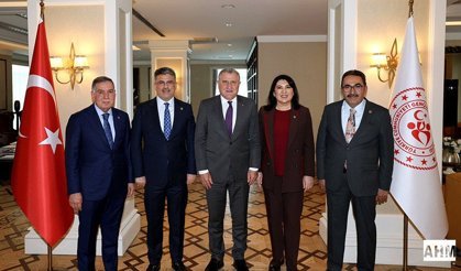 Adana Heyetinden Gençlik ve Spor Bakanı Bak’a Ziyaret