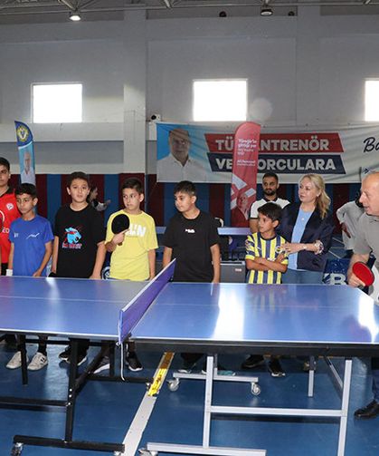 Yüreğir Belediyesinde "19 Mayıs Masa Tenisi" Turnuvası